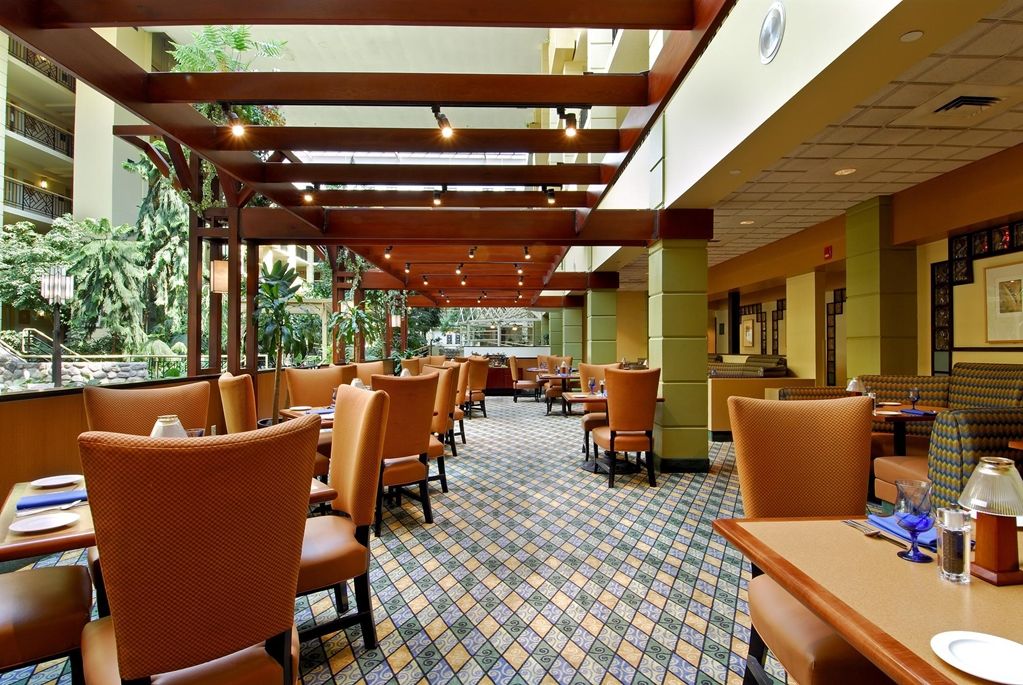 Embassy Suites By Hilton Piscataway Somerset Restaurang bild